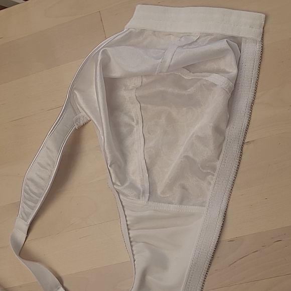 NWOT Just my Size by Hanes D50/115 White Hook Front Closure Bra - Picture 7 of 14
